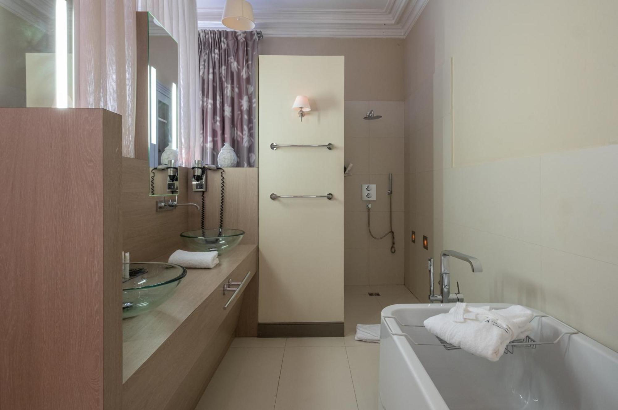 Le Singulier Hotel 3*