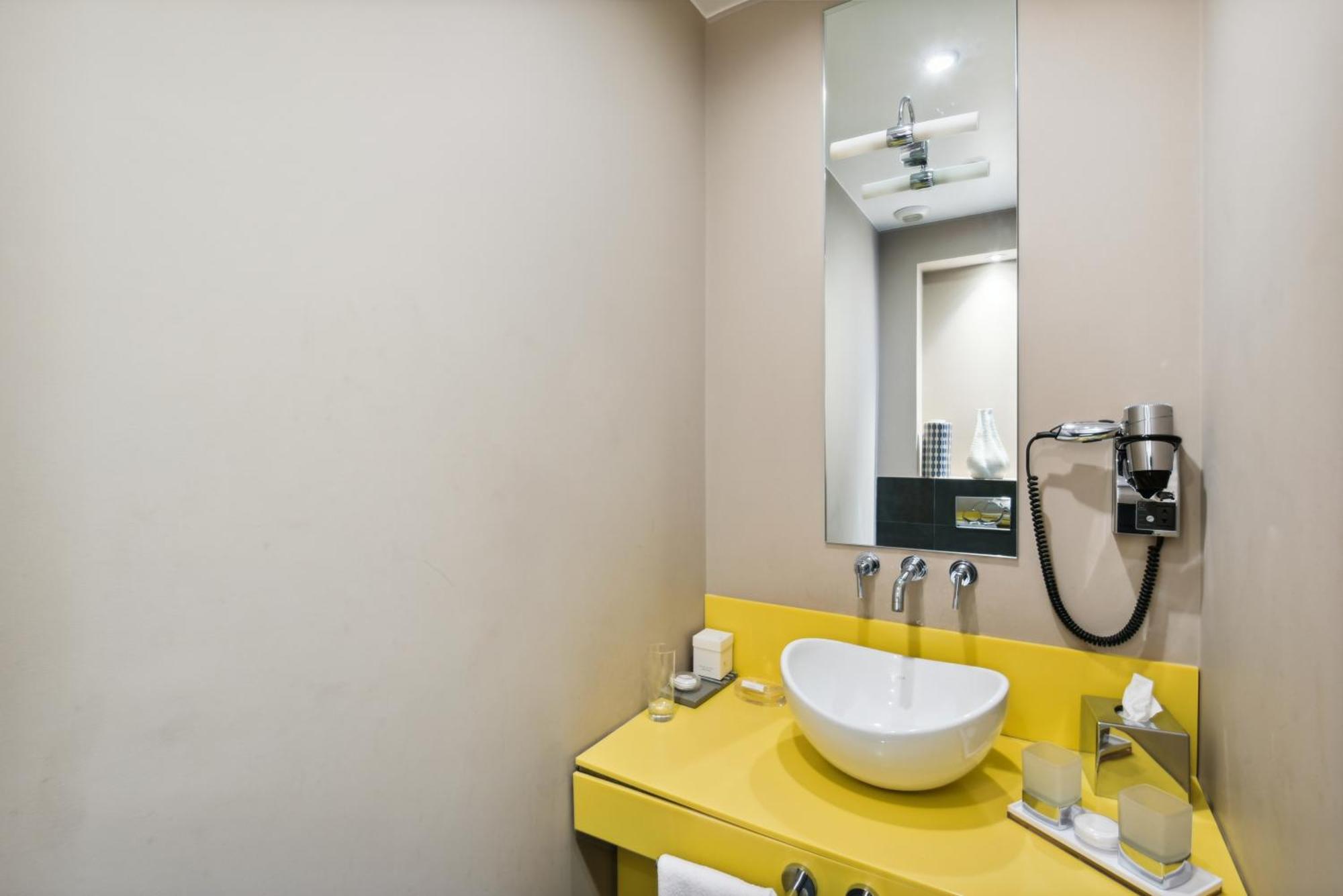 Le Singulier 3* Parigi