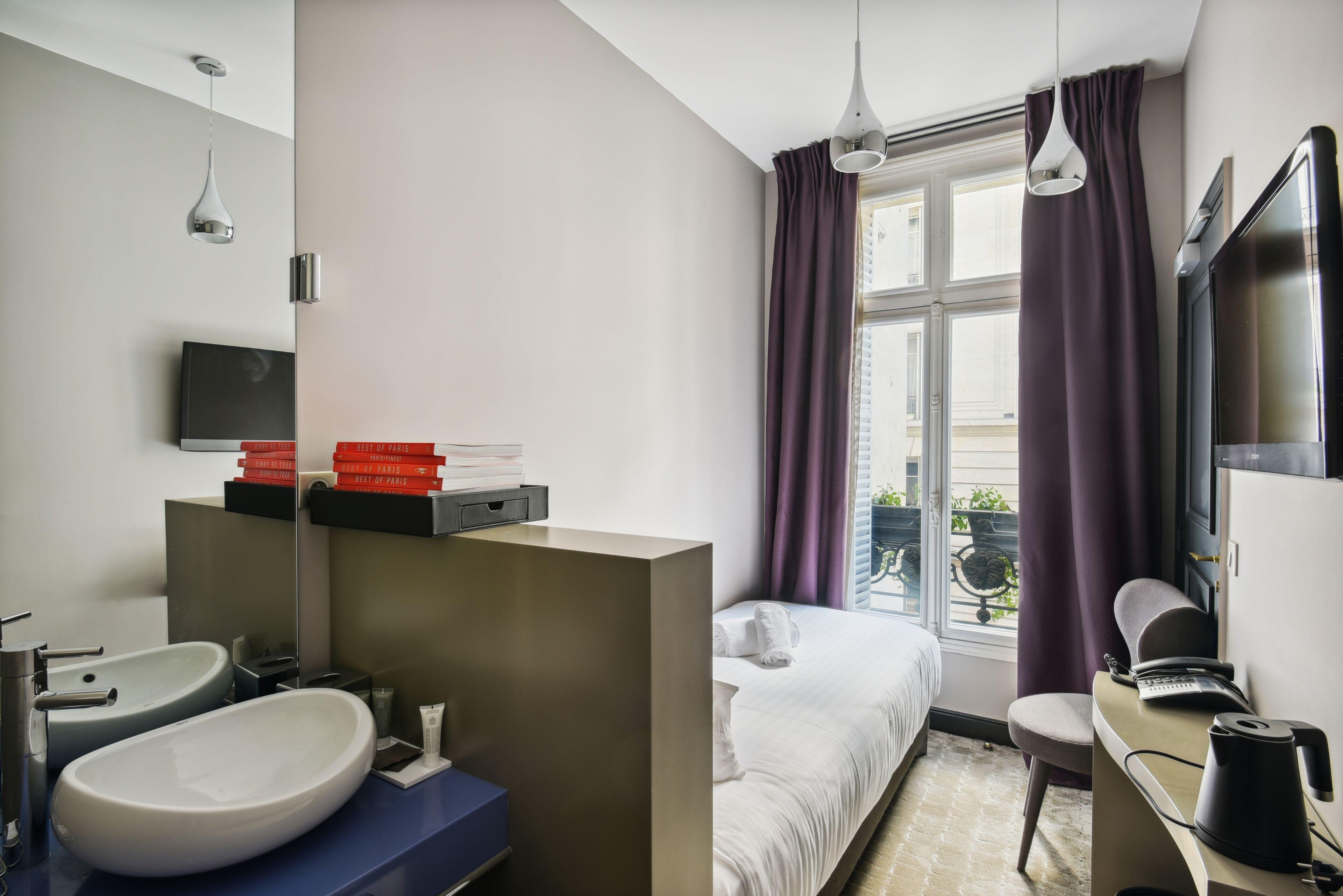 Le Singulier 3* Paris