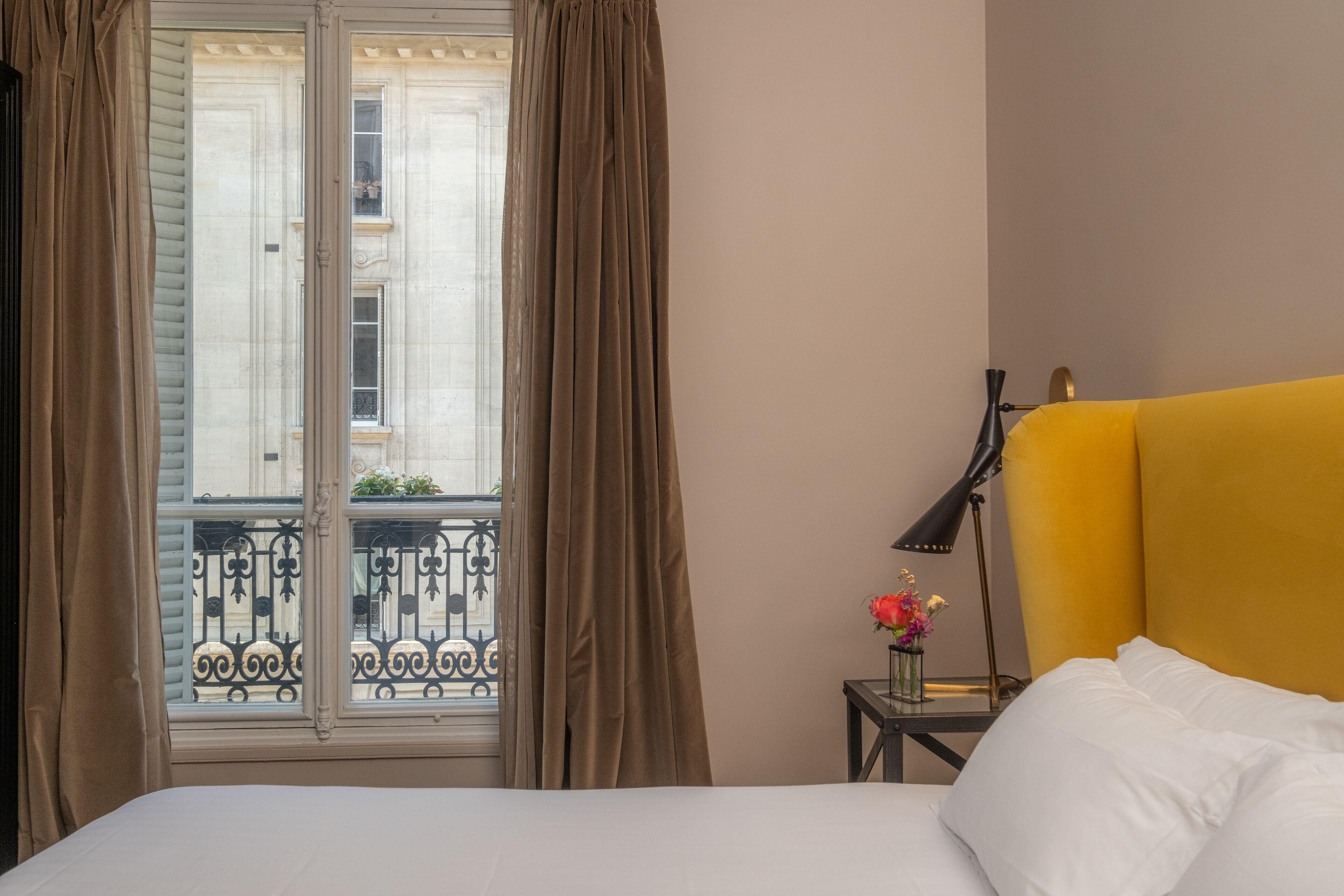 Le Singulier Hotel