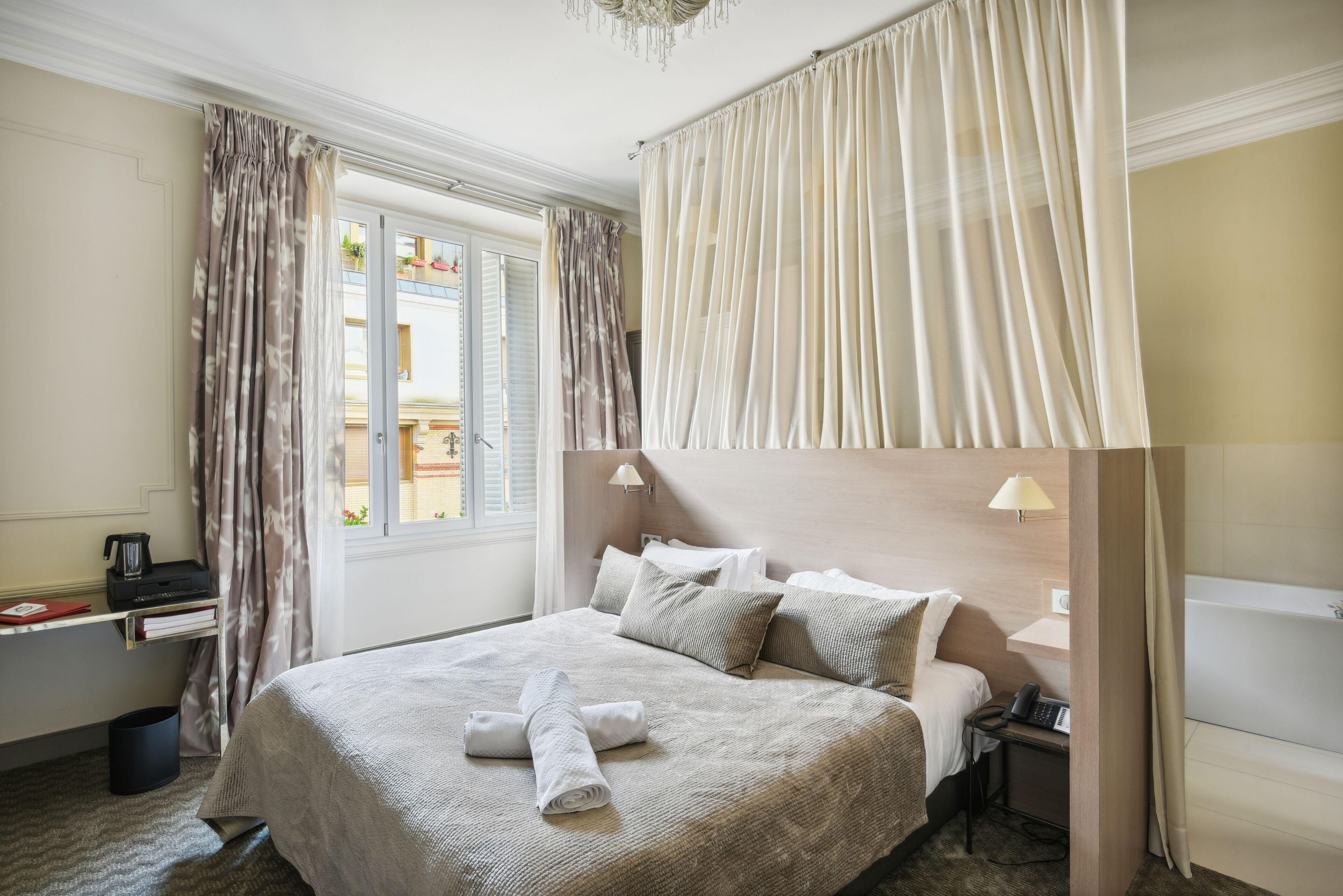 Hotel Le Singulier Paris